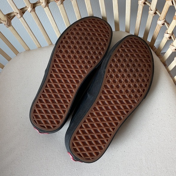 Black Vans - Picture 3 of 3